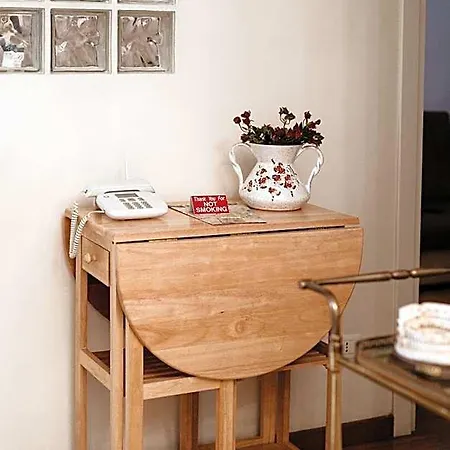Bed & Breakfast La Girandola 4*